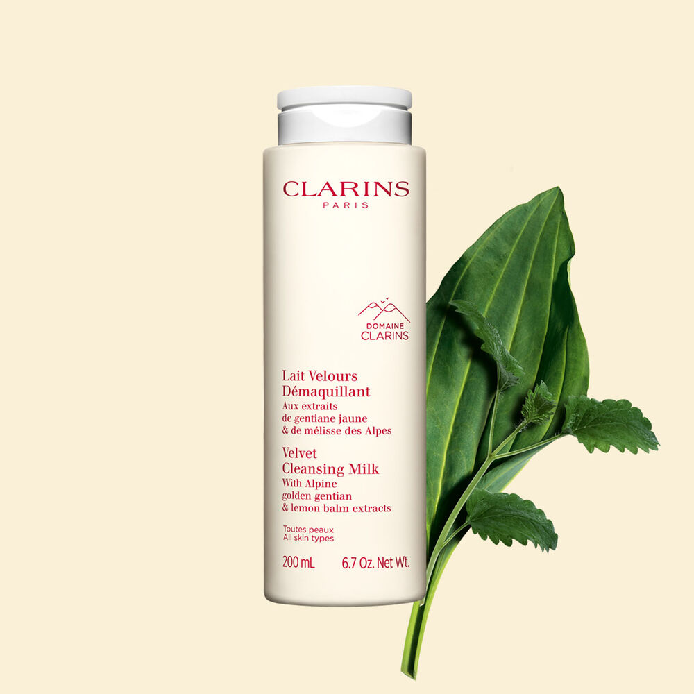 Velvet Facial Milk Cleanser