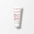 Ochrann&yacute; fluid SPF 50 UV Plus Translucent