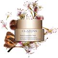Revitalizačn&yacute; nočn&yacute; kr&eacute;m pre žiariv&yacute; vzhľad pleti Nutri Lumi&eacute;re Night Cream